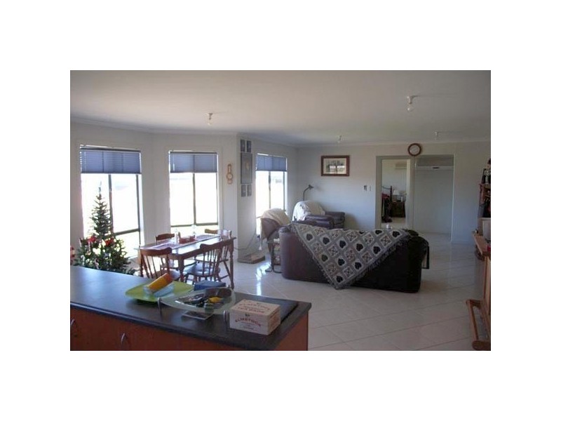 4 Seacliff  Road STANSBURY 5582, Stansbury SA 5582