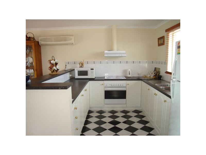 27 Moores  Drive HARDWICKE BAY 5575, Hardwicke Bay SA 5575