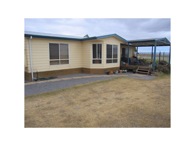 29 Magazine Bay  Road POINT TURTON 5575, Point Turton SA 5575