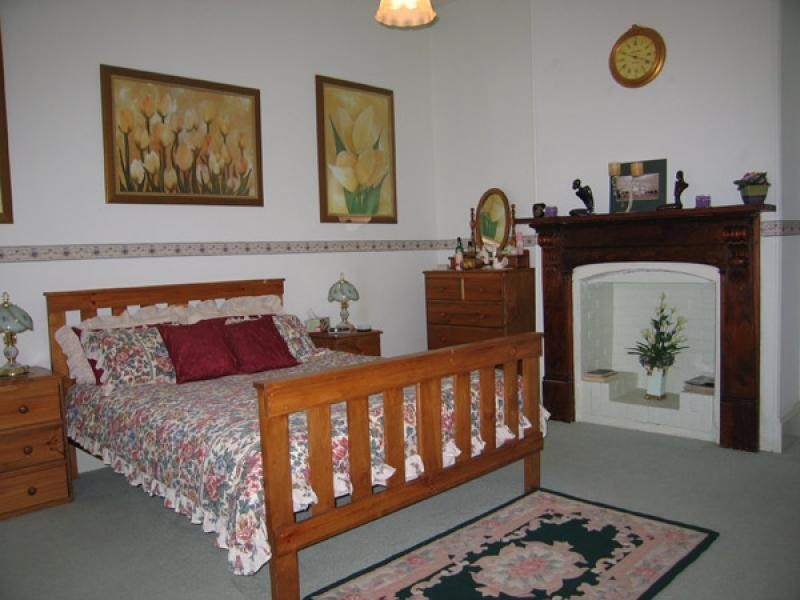 8 Cross  Street EDITHBURGH 5583, Edithburgh SA 5583