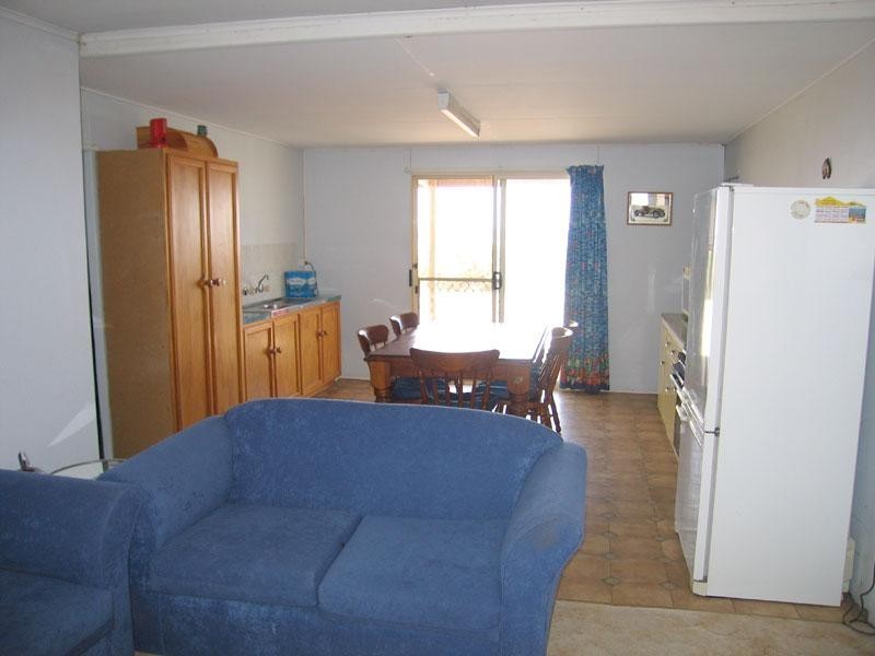 9 Foreshore Road HARDWICKE BAY 5575, Hardwicke Bay SA 5575