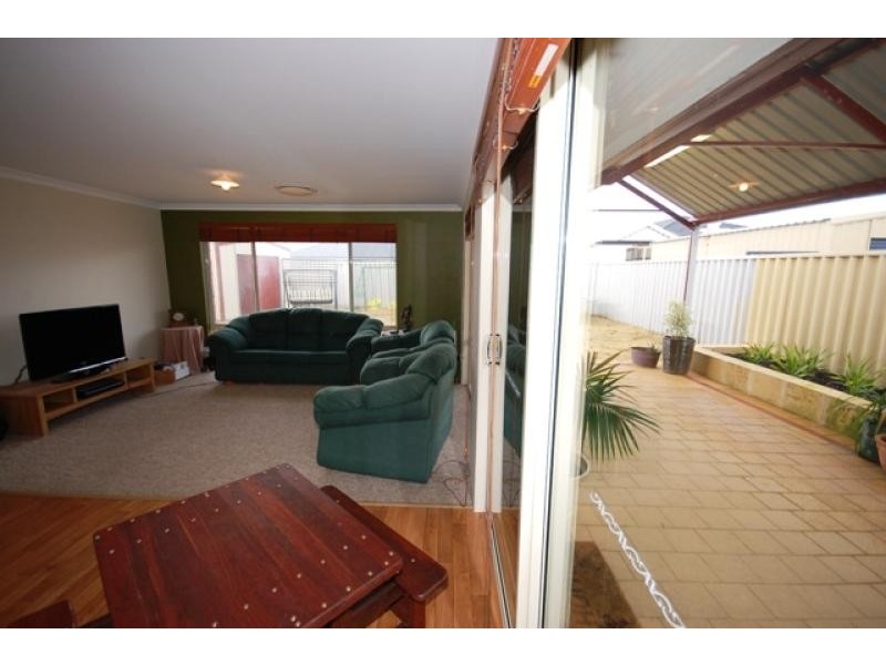 42  Alpina Promenade BANKSIA GROVE 6031, Banksia Grove WA 6031