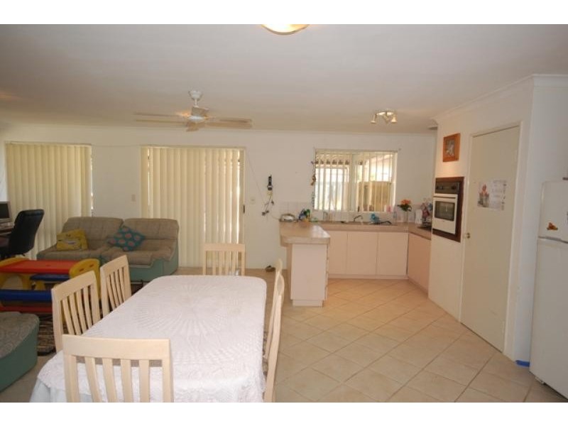 11  Canopy  Court BANKSIA GROVE 6031, Banksia Grove WA 6031