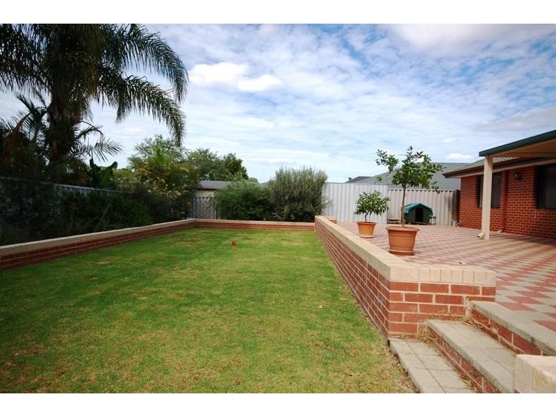 7 Monaltrie  Loop CARRAMAR 6031, Carramar WA 6031