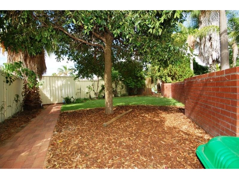 17 Mundi  Place WANNEROO 6065, Wanneroo WA 6065