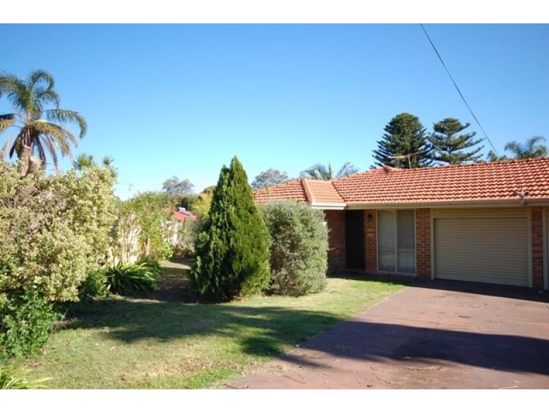6A Glen Place HOCKING 6065, Hocking WA 6065