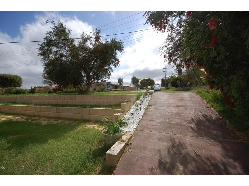 40 Yallambee Crescent WANNEROO 6065, Wanneroo WA 6065