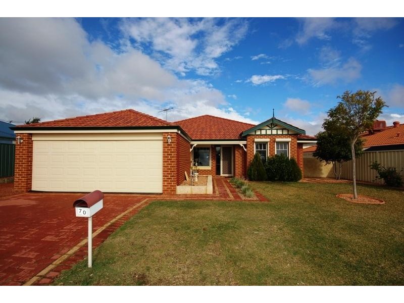 70 East Road PEARSALL 6065, Pearsall WA 6065