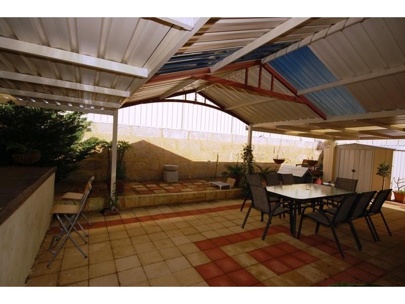 70 East Road PEARSALL 6065, Pearsall WA 6065