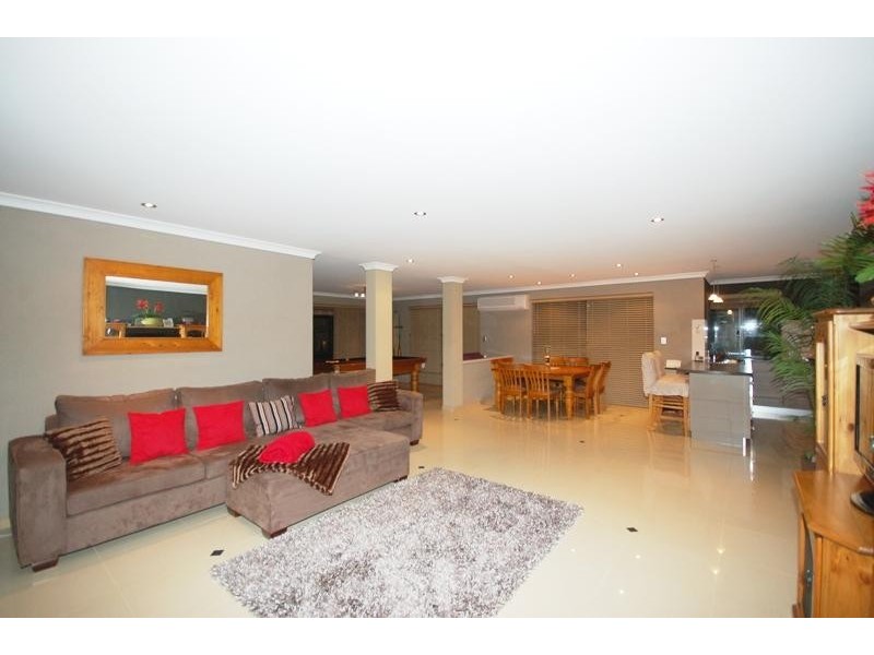 59 Wattle Mews HOCKING 6065, Hocking WA 6065