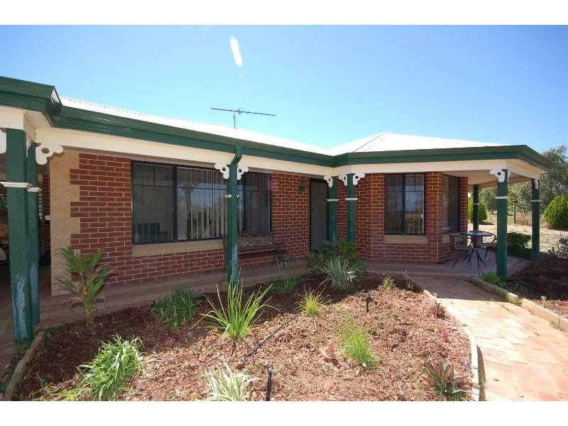 35 Sandalwood Road GABBADAH 6041, Gabbadah WA 6041