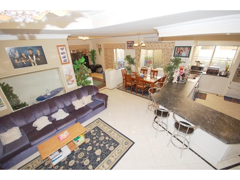 10 Massenger Street MADELEY 6065, Madeley WA 6065