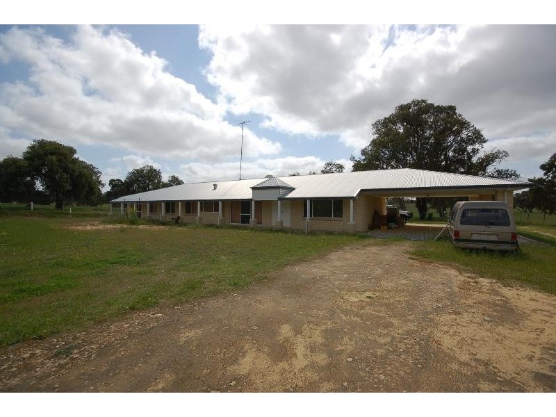 116 Rangeview Drive, Wanerie WA 6503