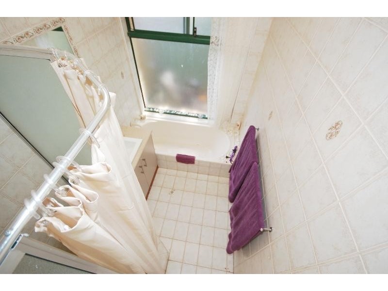 18 Mangrove Circuit, Banksia Grove WA 6031