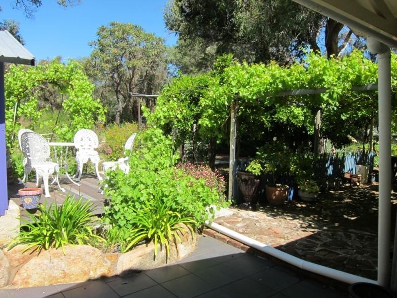 76 Tranquil Drive, Carramar WA 6031