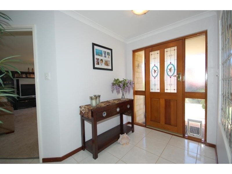 8 Kimbe Court, Mindarie WA 6030