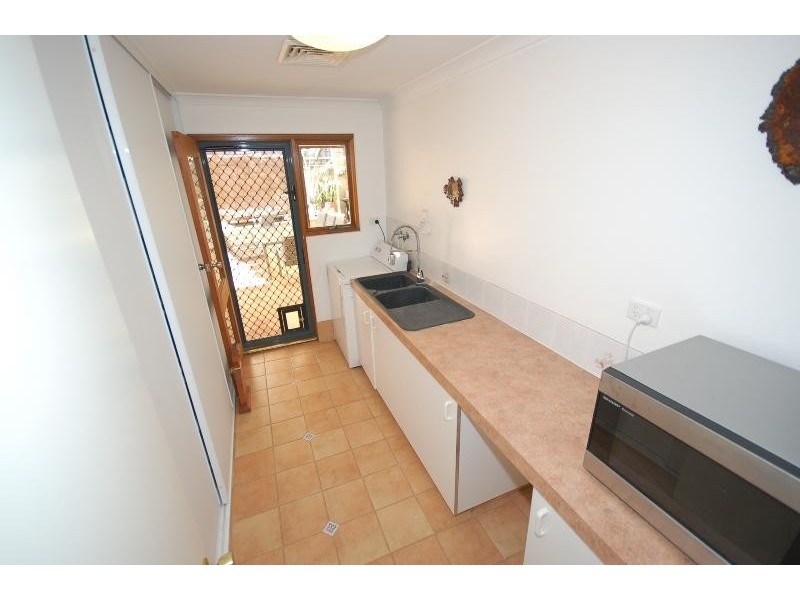 8 Kimbe Court, Mindarie WA 6030