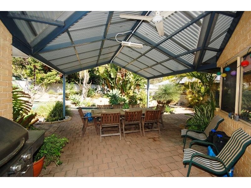 18 Agonis Place, Wanneroo WA 6065