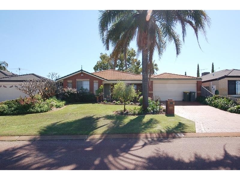 25 Valley Views Road, Landsdale WA 6065