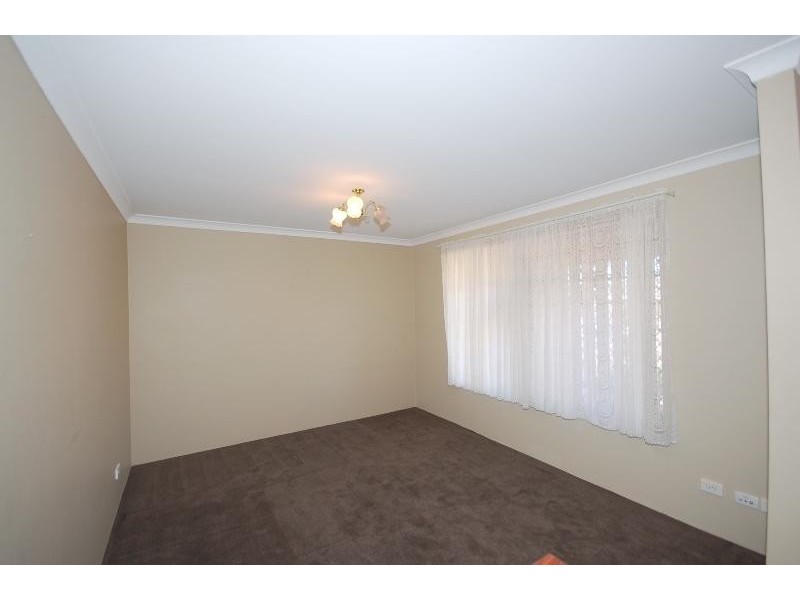 25 Valley Views Road, Landsdale WA 6065