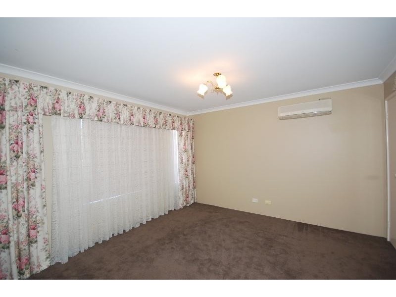 25 Valley Views Road, Landsdale WA 6065