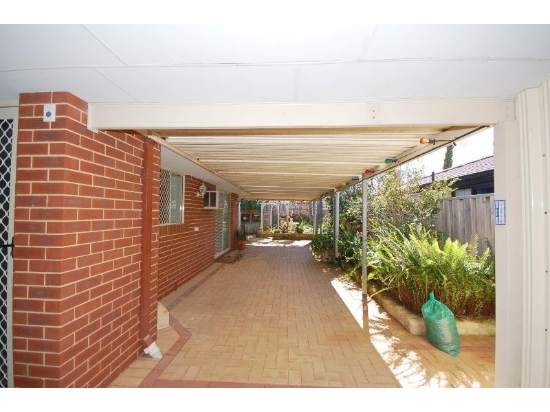 25 Valley Views Road, Landsdale WA 6065