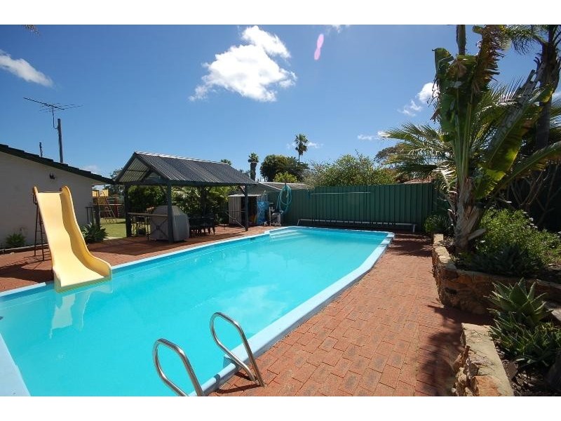 9 Aubrey Court, Wanneroo WA 6065