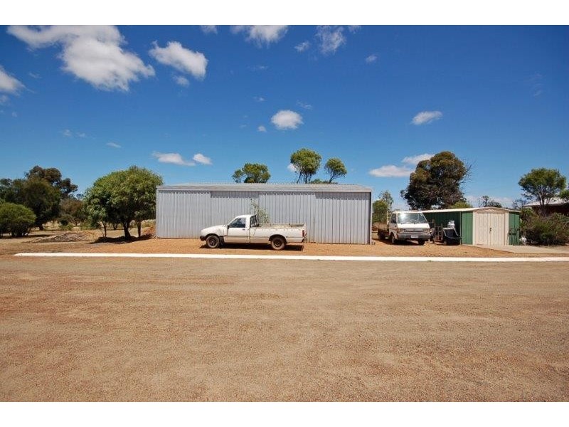 25995 Gt Southern Highway, Woodanilling WA 6316