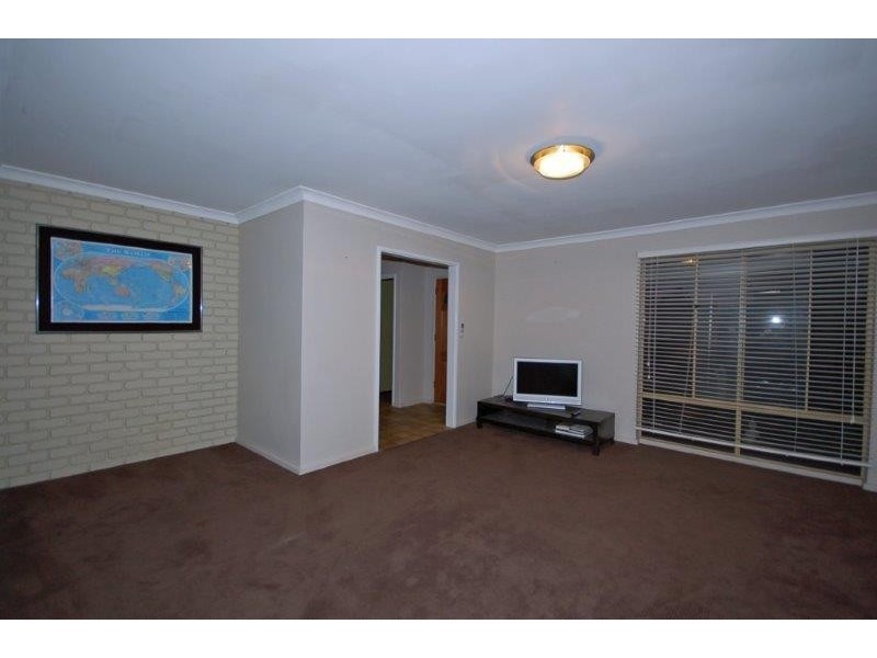28 Lalina Way, Wanneroo WA 6065