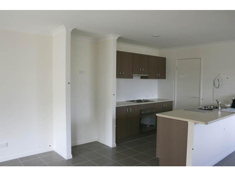 29 Burswood Close, Wulkuraka QLD 4305