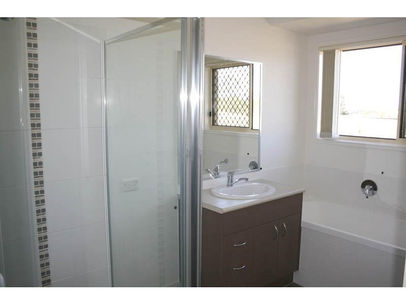 29 Burswood Close, Wulkuraka QLD 4305