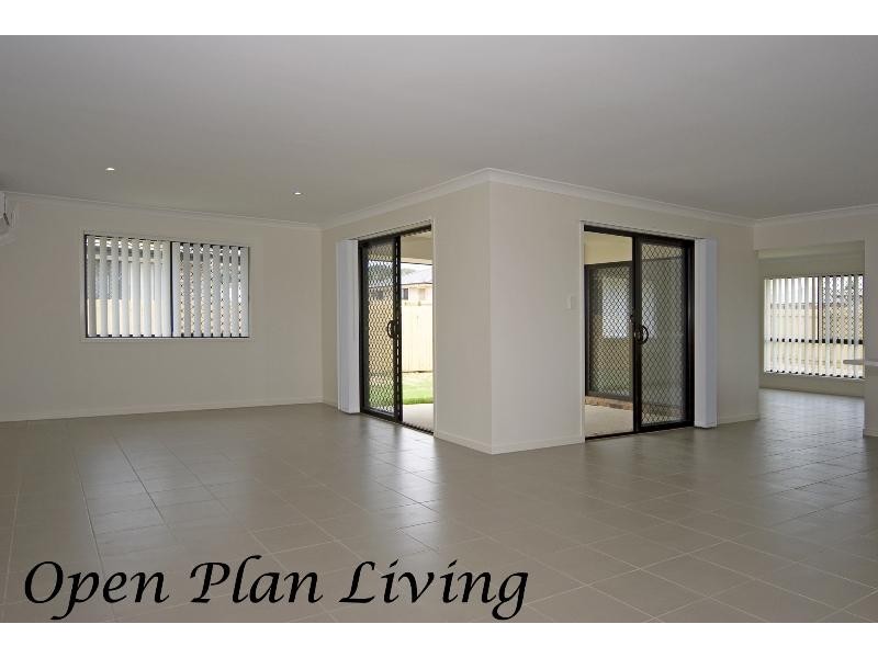 2 Sea Eagle  Drive, Lowood QLD 4311