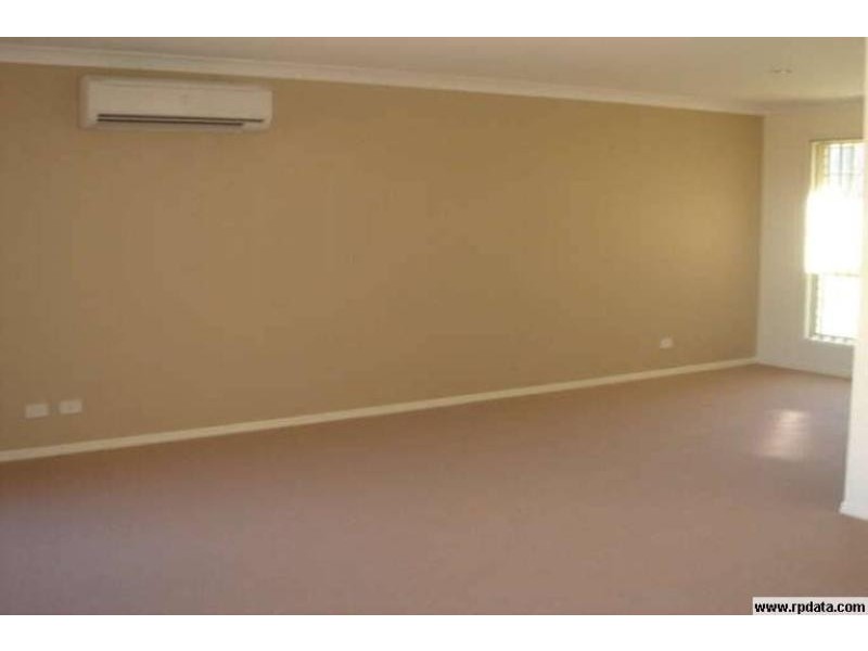 5 Homestead Place BRASSALL 4305, Brassall QLD 4305