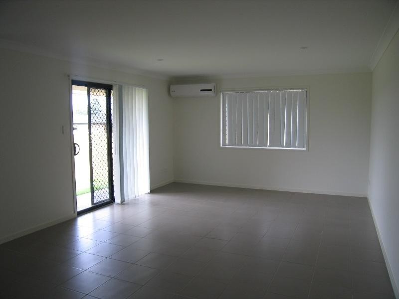 6 Heron  Close LOWOOD 4311, Lowood QLD 4311