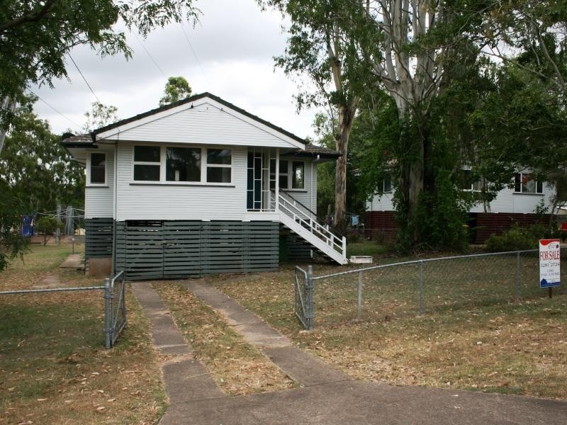 3 Melbourne Street BRASSALL 4305, Brassall QLD 4305