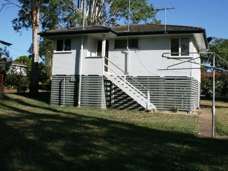 3 Melbourne Street BRASSALL 4305, Brassall QLD 4305