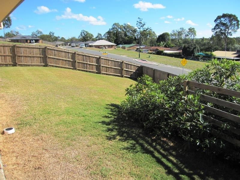 2 Dior Place, Wulkuraka QLD 4305