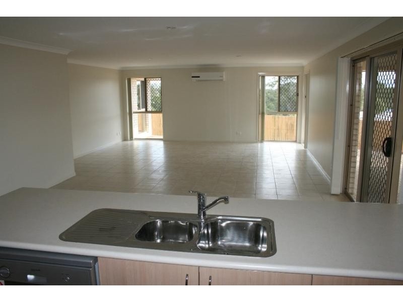 13 Armani Avenue WULKURAKA 4305, Wulkuraka QLD 4305