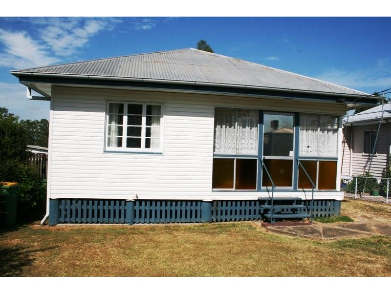 23 Vineyard Street ONE MILE 4305, One Mile QLD 4305