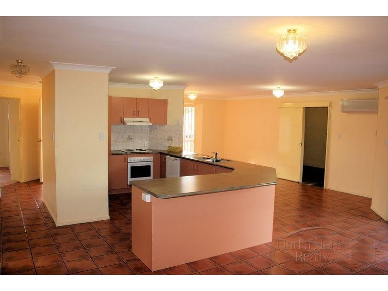 9  Petaine  Street RACEVIEW 4305, Raceview QLD 4305