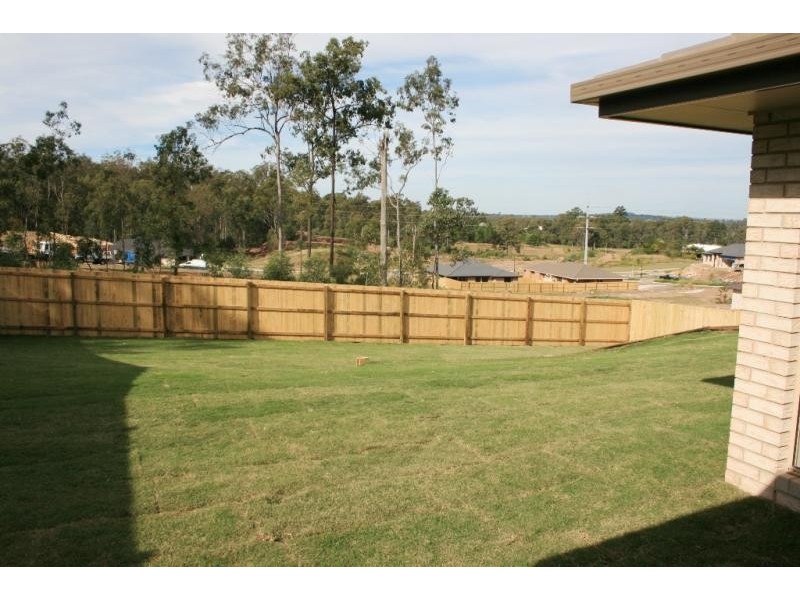 7 Lilley Terrace, Chuwar QLD 4306