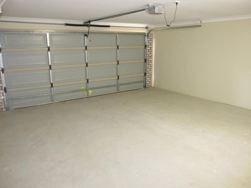 24 Harrier Place, Lowood QLD 4311