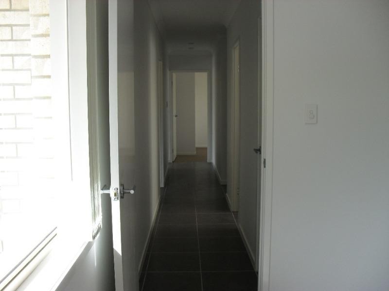 5 Shamrock  Court, Chuwar QLD 4306