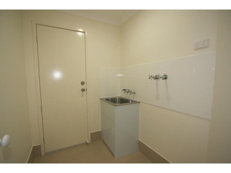 4 Sandpiper Drive, Lowood QLD 4311