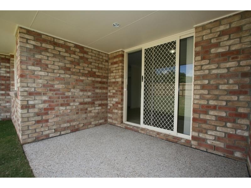 4 Sandpiper Drive, Lowood QLD 4311