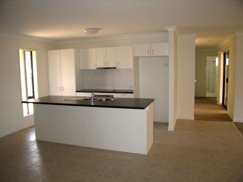 23 Sea Eagle Drive, Lowood QLD 4311