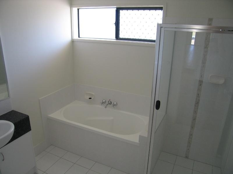 23 Sea Eagle Drive, Lowood QLD 4311