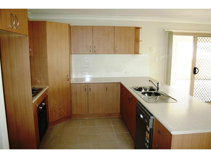 4  Dior Place  WULKURAKA 4305, Wulkuraka QLD 4305