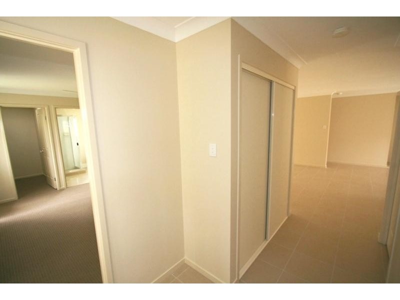 11 Chanel Court, Wulkuraka QLD 4305