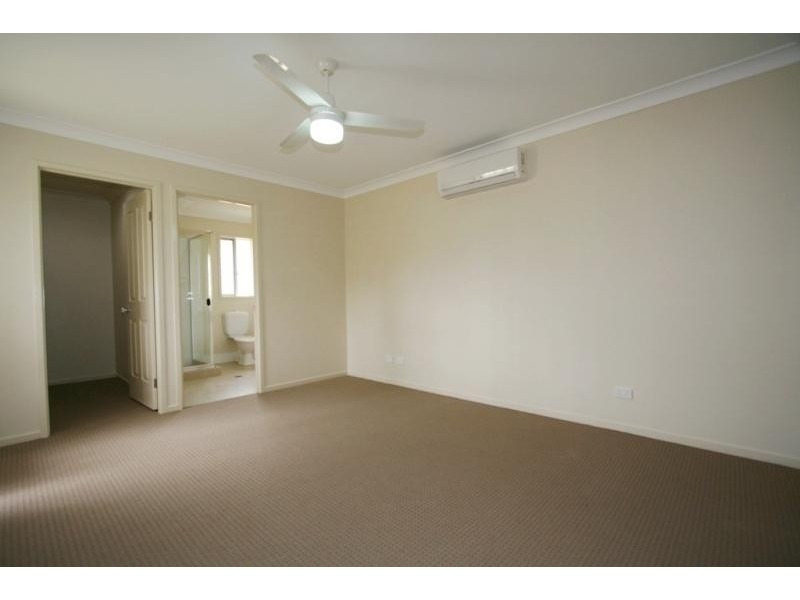 11 Chanel Court, Wulkuraka QLD 4305